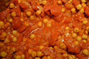 Pasta sauce with chickpeas